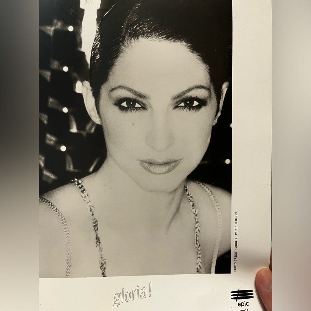 Gloria Estefan press Picture from Epic Records